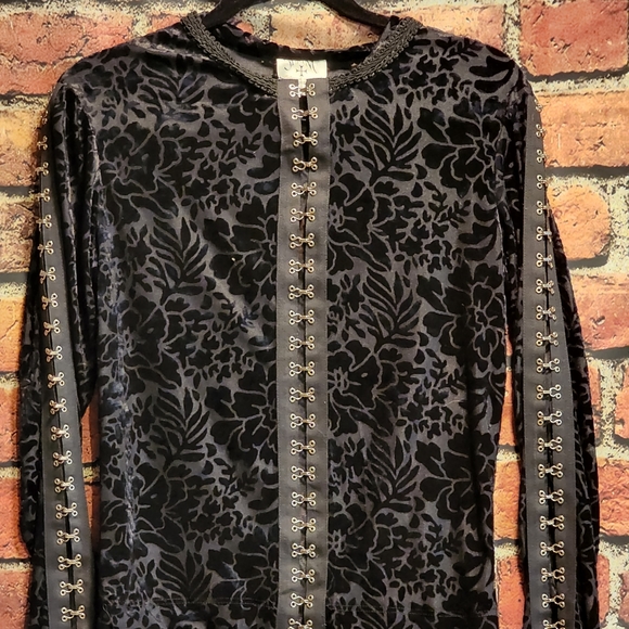 Velvet sheer Gothic Victorian blouse by Shrine hollywood California - Picture 4 of 9